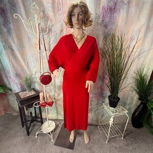 📌Chang Yun  Sexy Deep V-Neckline Backside Bodycon Long Batwing Sleeves Dress